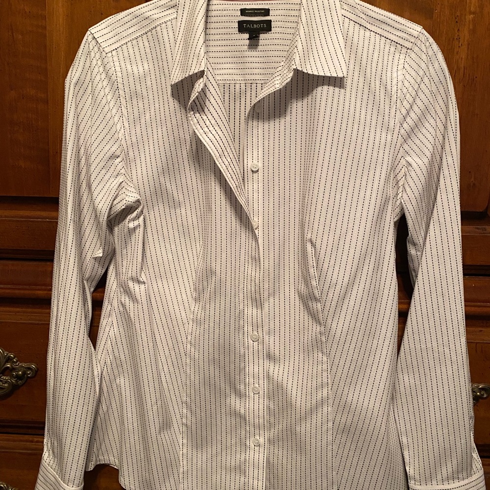 Talbots wrinkle resistant blouse